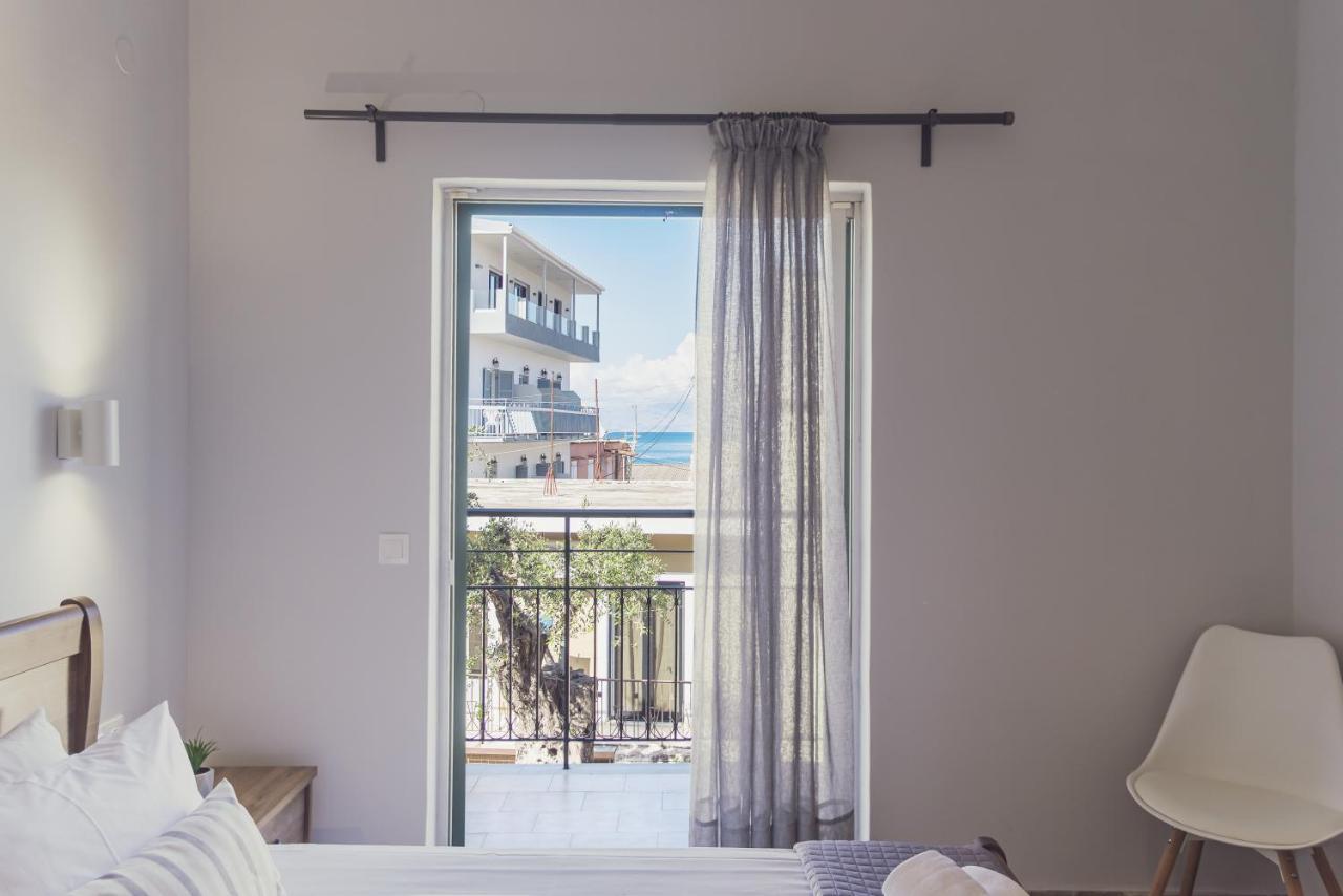 Maria Olga Apartments Mpenitses Eksteriør billede