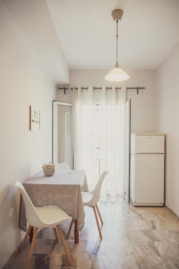 Maria Olga Apartments Mpenitses Eksteriør billede